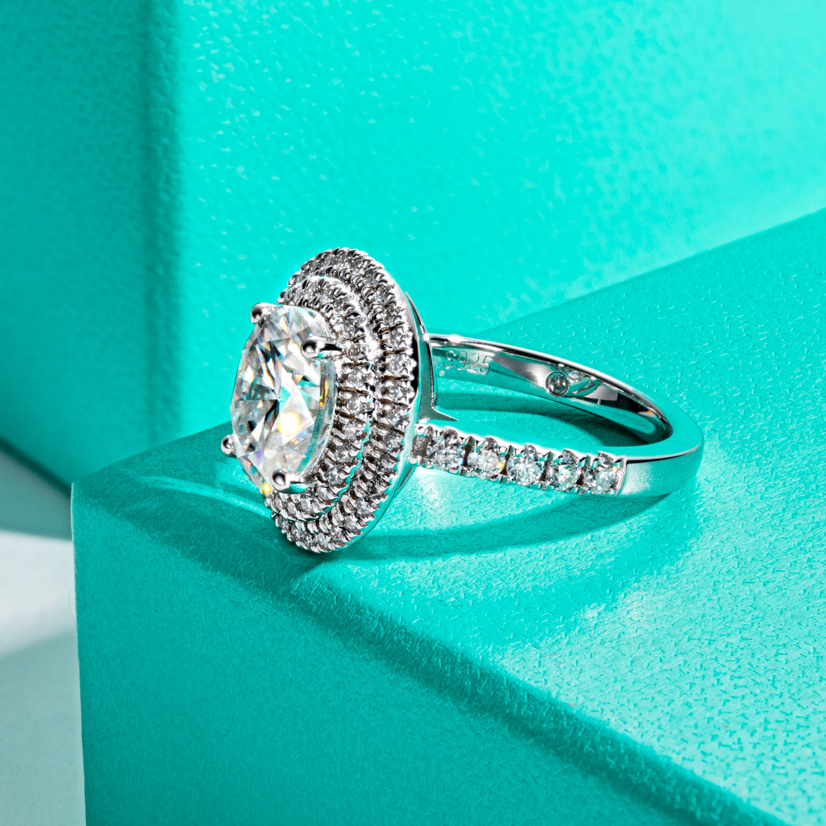 AnuJewel 3ct Oval Cut Moissani - Moissanite Engagement Ring 1 Carat 评论和价格