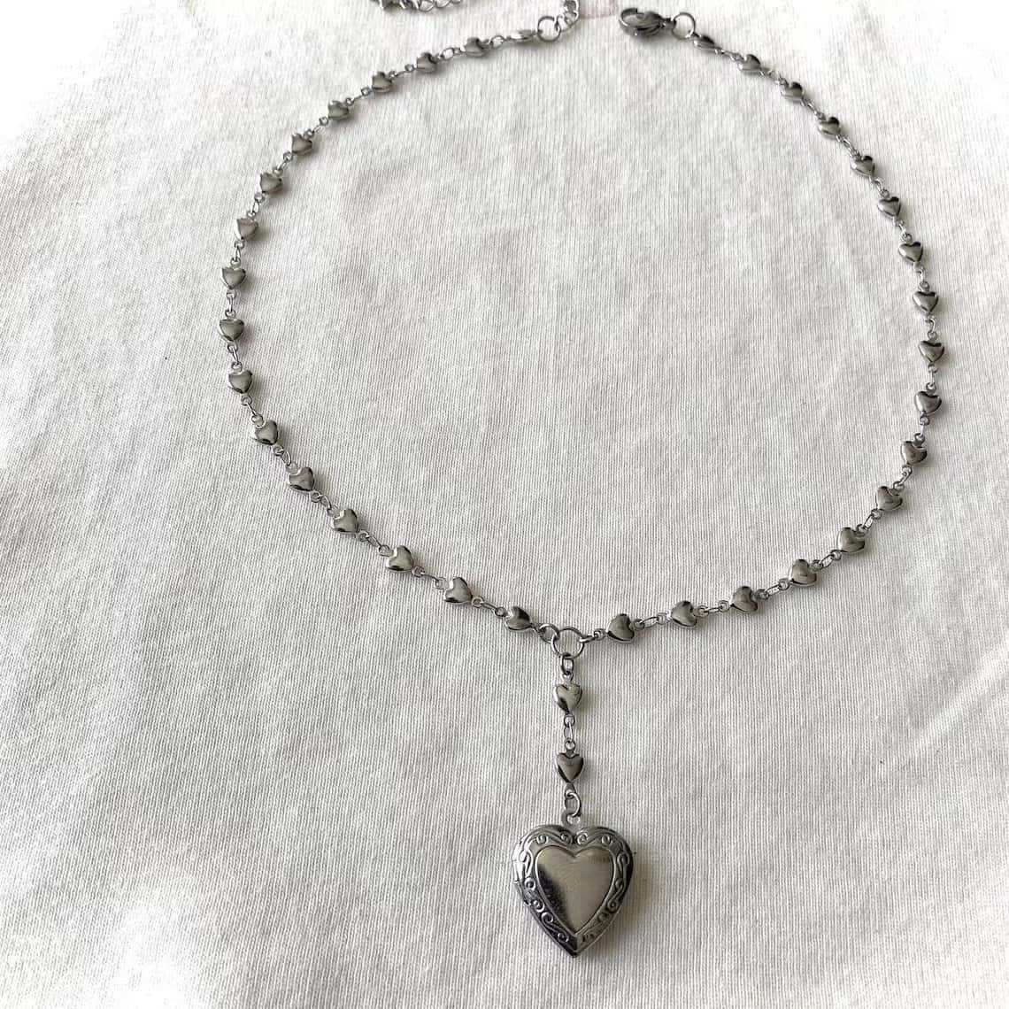 Rosary Lariat Chain Necklace w - Heart Locket Necklace Photo 评论和价格