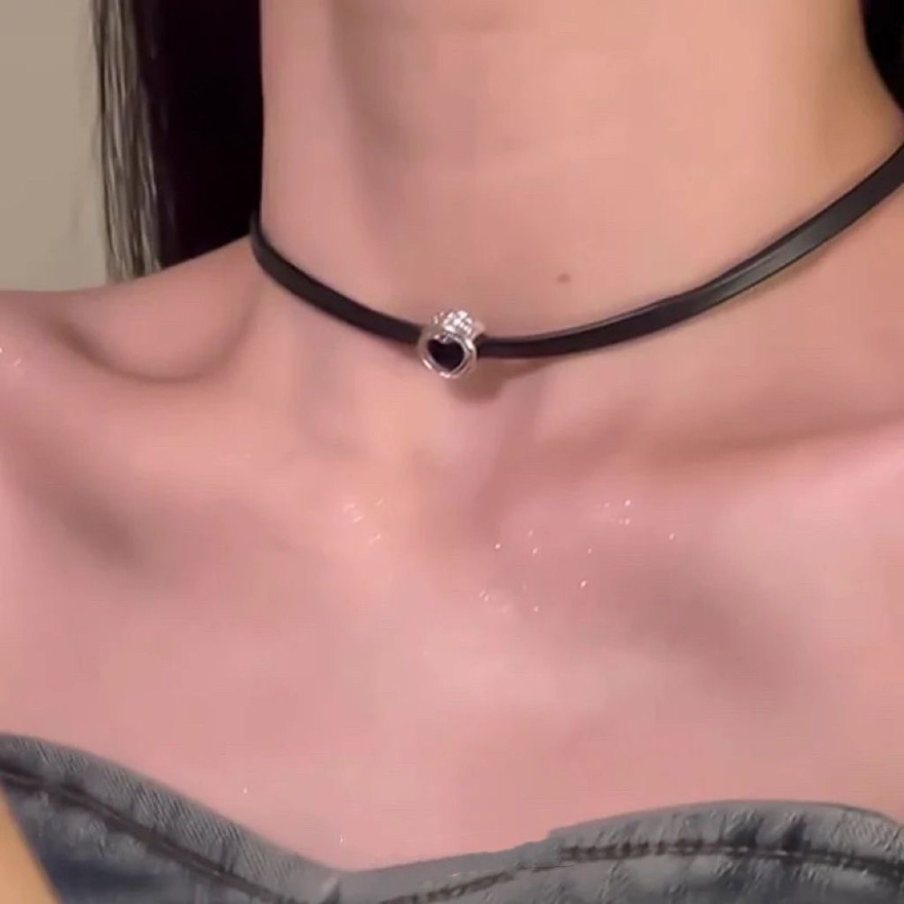 Y2K Gothic Love Heart Pendant  - Layered Pendant Necklace Aesthetic 评论和价格