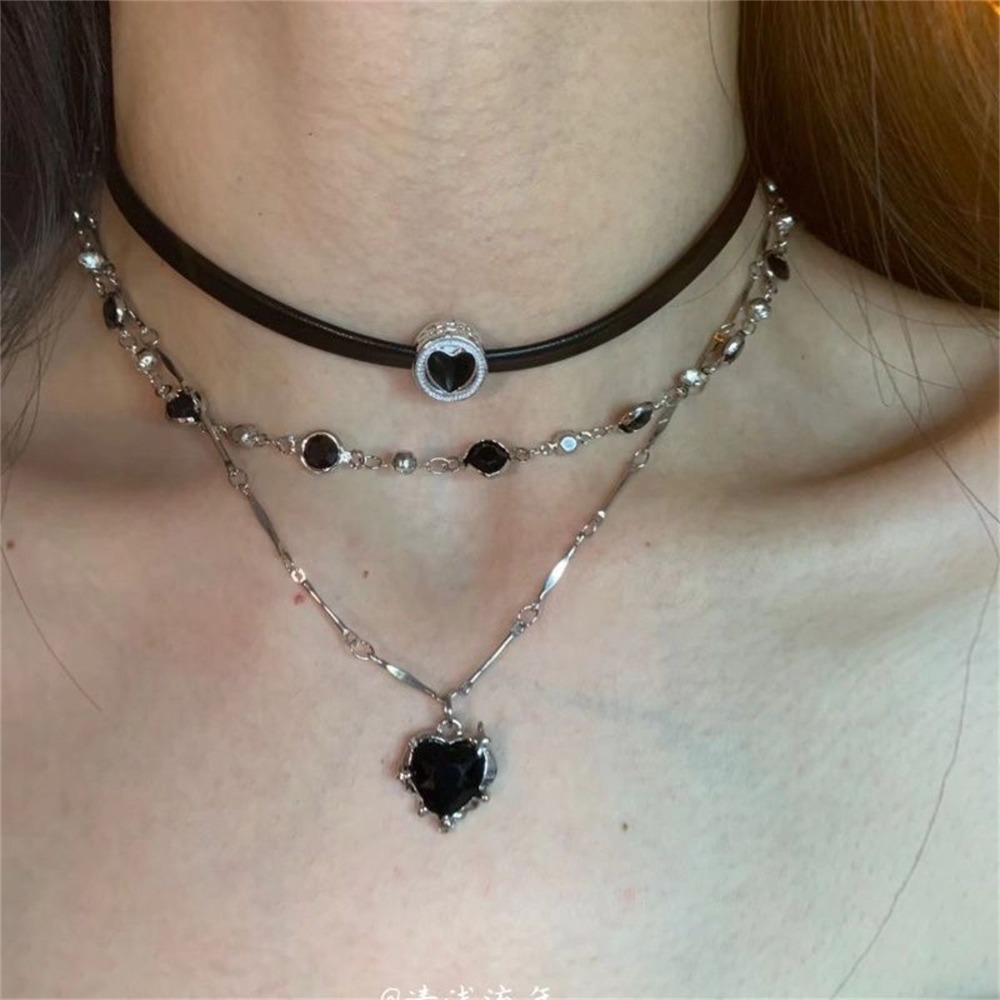 Y2K Gothic Love Heart Pendant  - Layered Pendant Necklace Aesthetic 评论和价格