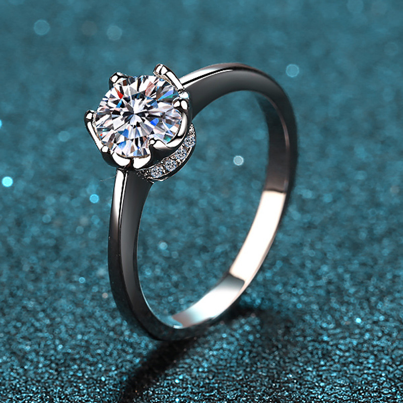 Exquisite Platinum PT950 Brigh - Moissanite Engagement Ring 1 Carat 评论和价格